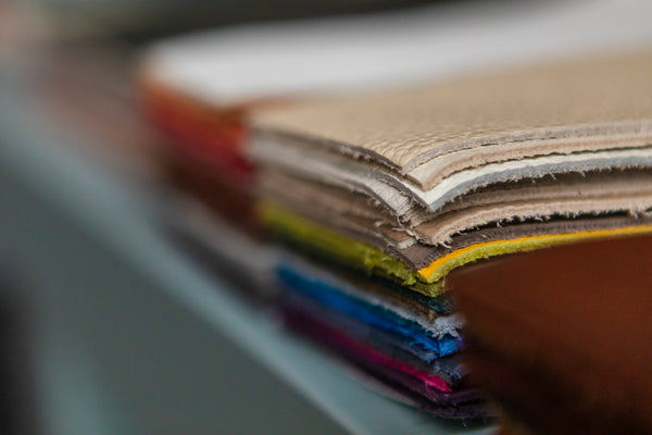 Resultaat van stoelen opnieuw bekleden en bank stofferen door Meijer Stoffering